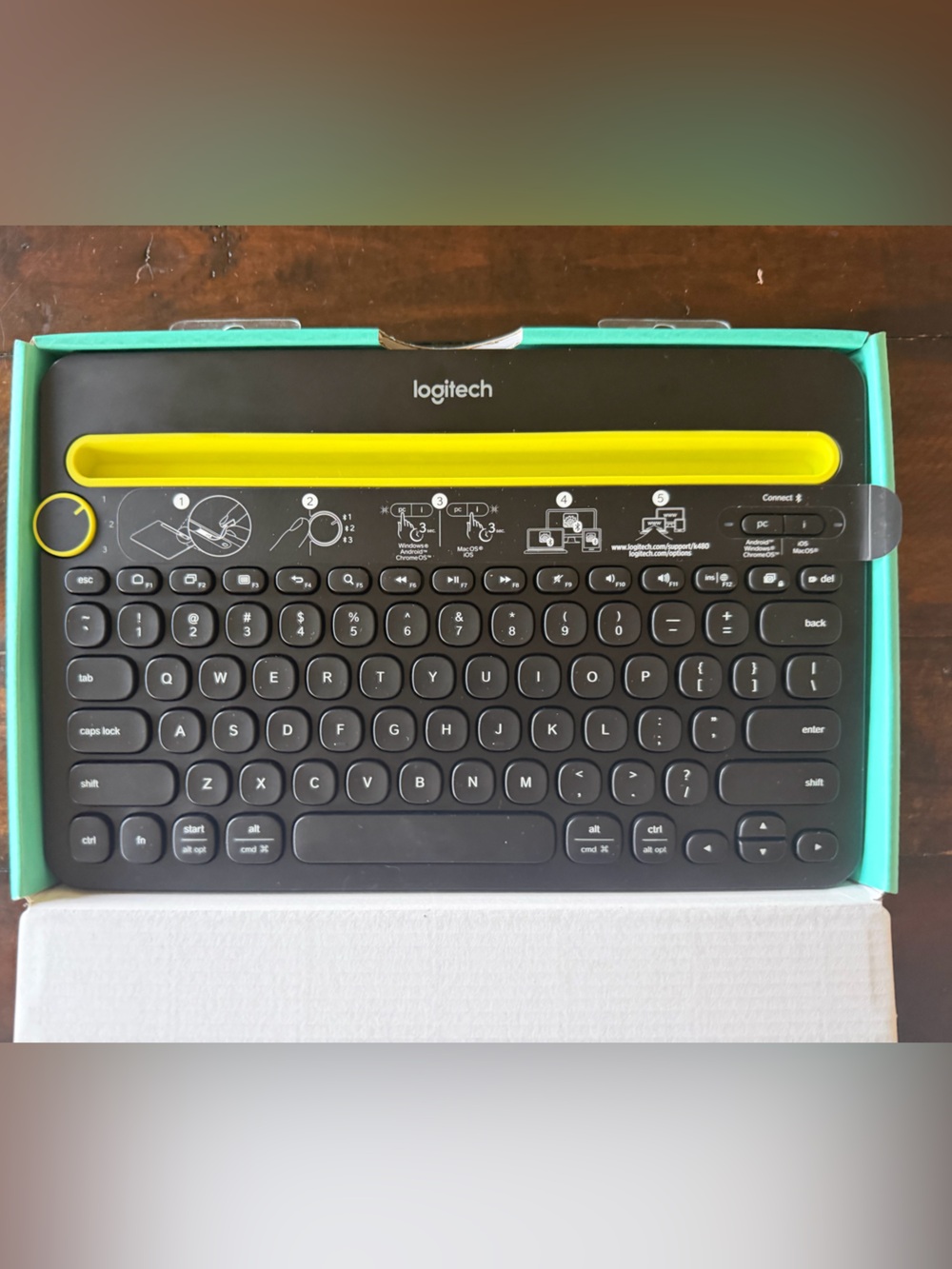 Logitech Multi-Device Bluetooth Keyboard - Picture 3 of 3